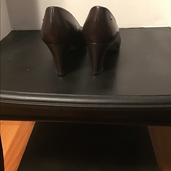 Etienne Aigner -Taylor Women’s Heels - Picture 8 of 12